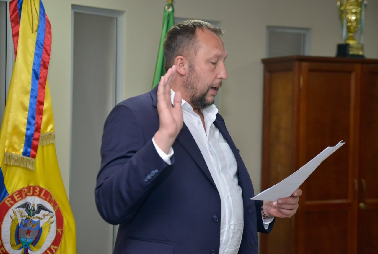 Mikhail Krasnov, alcalde de Tunja, enfrenta un proceso de nulidad electoral cuya decisión fue acelerada por orden del Consejo de Estado tras una tutela.