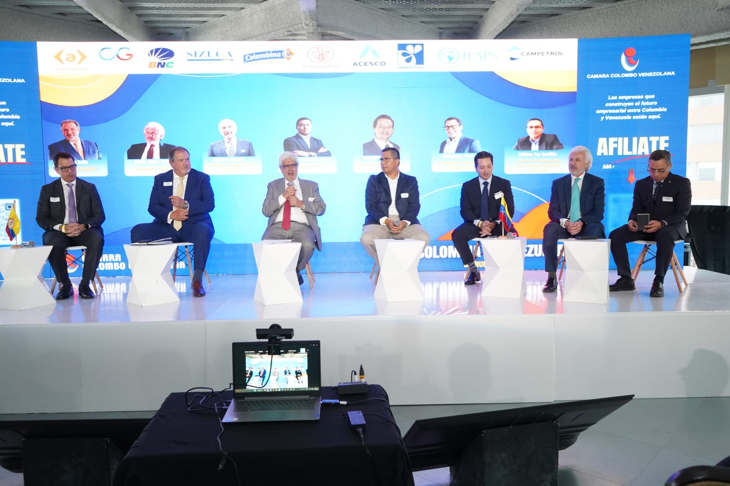 Seminario “Venezuela y Colombia: un nuevo futuro