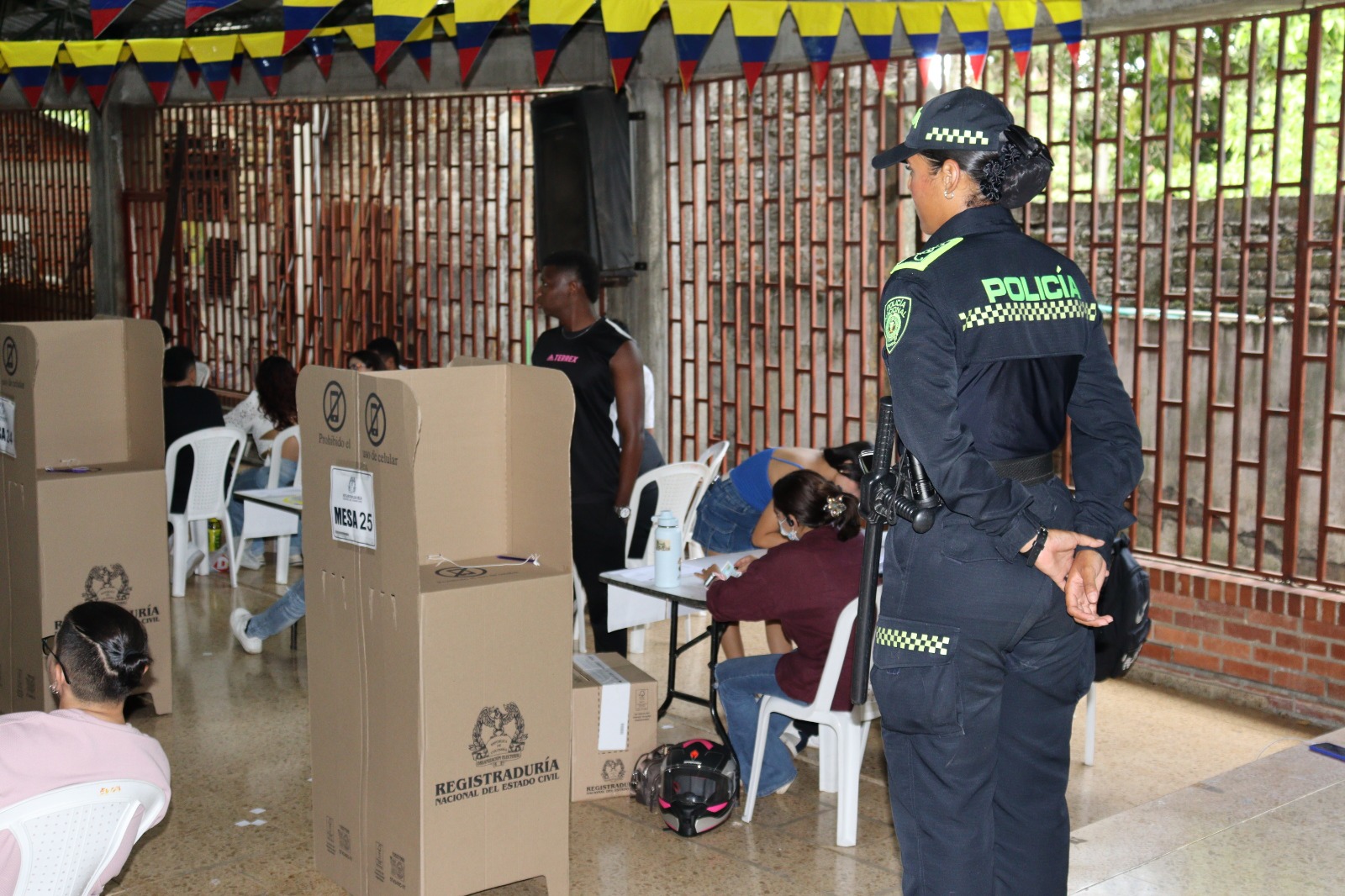 Policía se alista, de cara a las elecciones en Cali.
