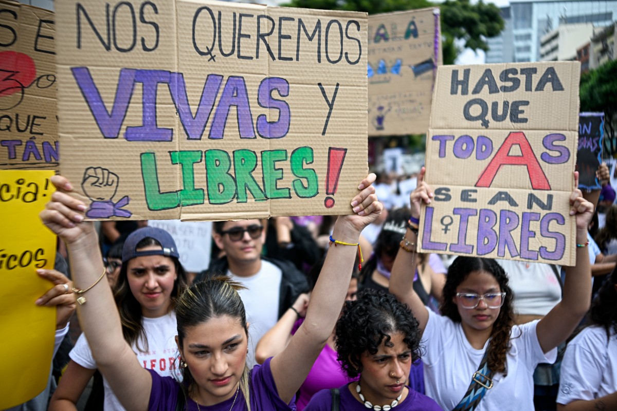 Manifestación para exigir la liberación de las presas políticas en el Día Internacional de la Mujer en Caracas, Venezuela, el 8 de marzo de 2026.