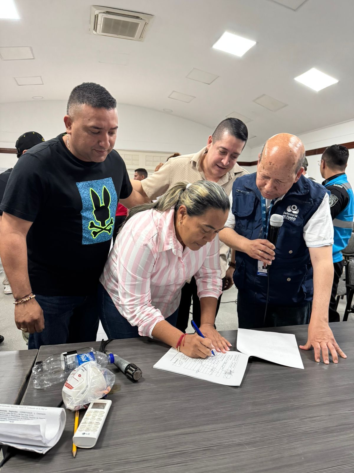 Acuerdo parcial dentro del paro minero en Bajo Cauca antioqueño.