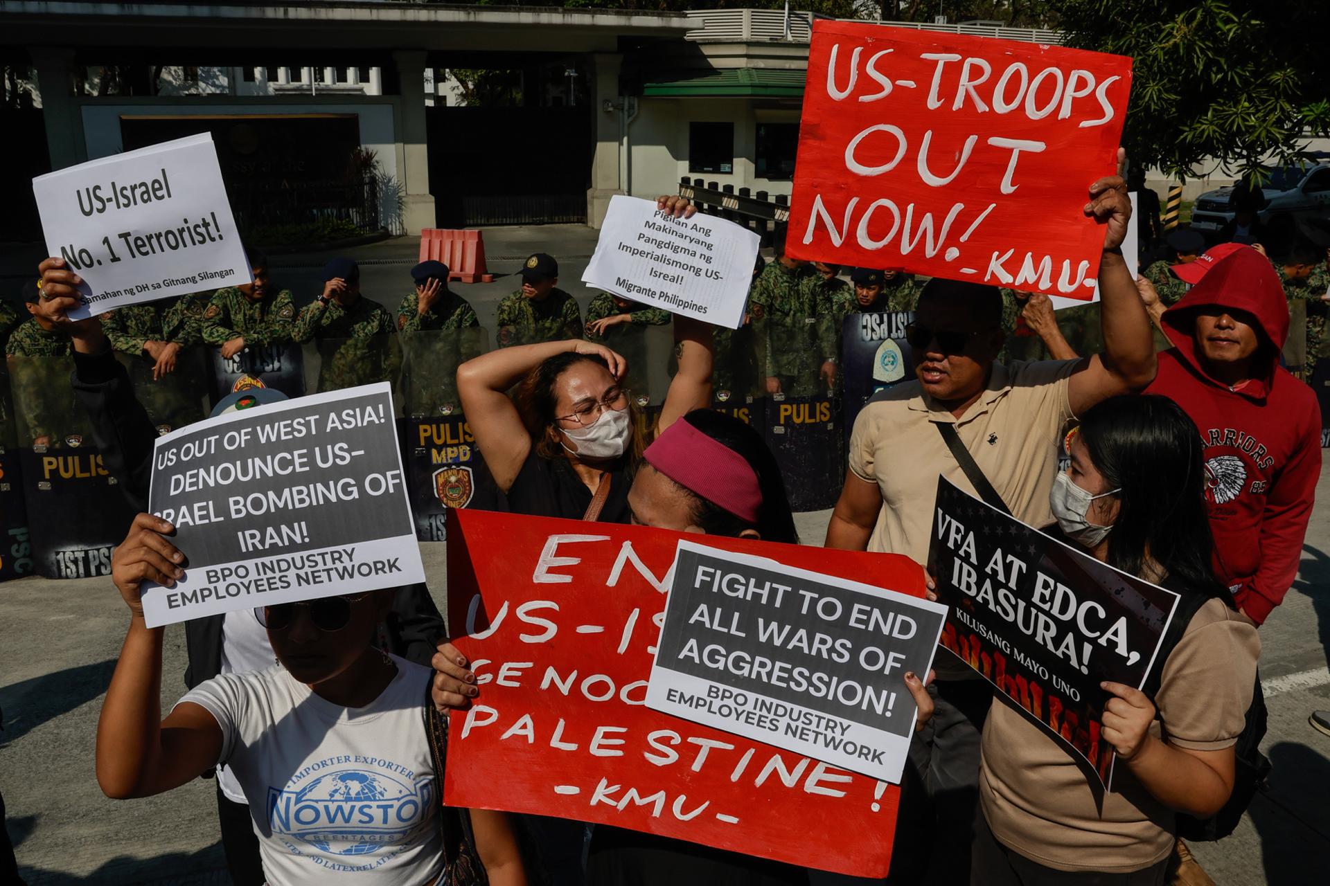 Protestas en Filipinas contra la guerra en Irán y la subida de precios de combustible.