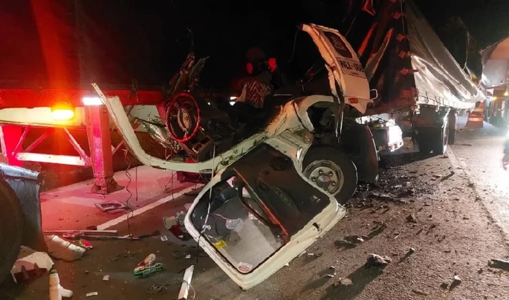 Vehículos de carga en corredores viales del país, uno de los actores con mayor incidencia en siniestros fatales.