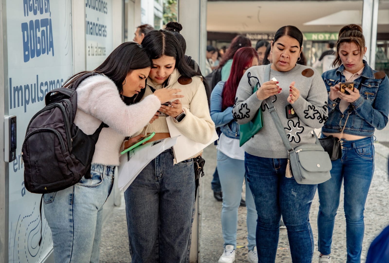 Más de 690 vacantes laborales están disponibles en Bogotá durante la semana del 6 al 11 de abril.