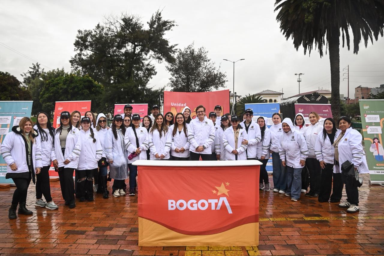 Lanzamiento de la Unidad Móvil de Derechos Humanos en Bogotá