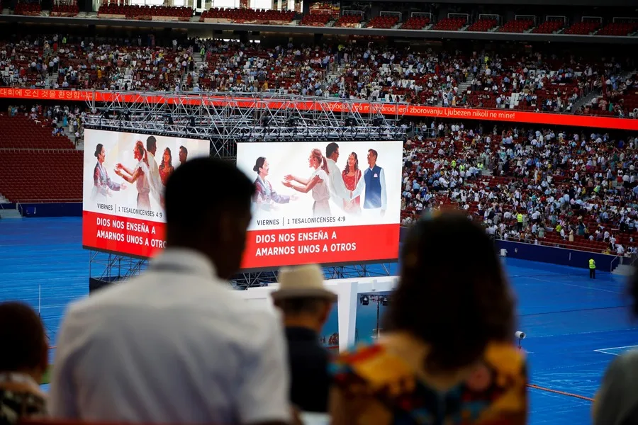 Imagen de archivo de una asamblea en el estadio Metropolitano en Madrid.