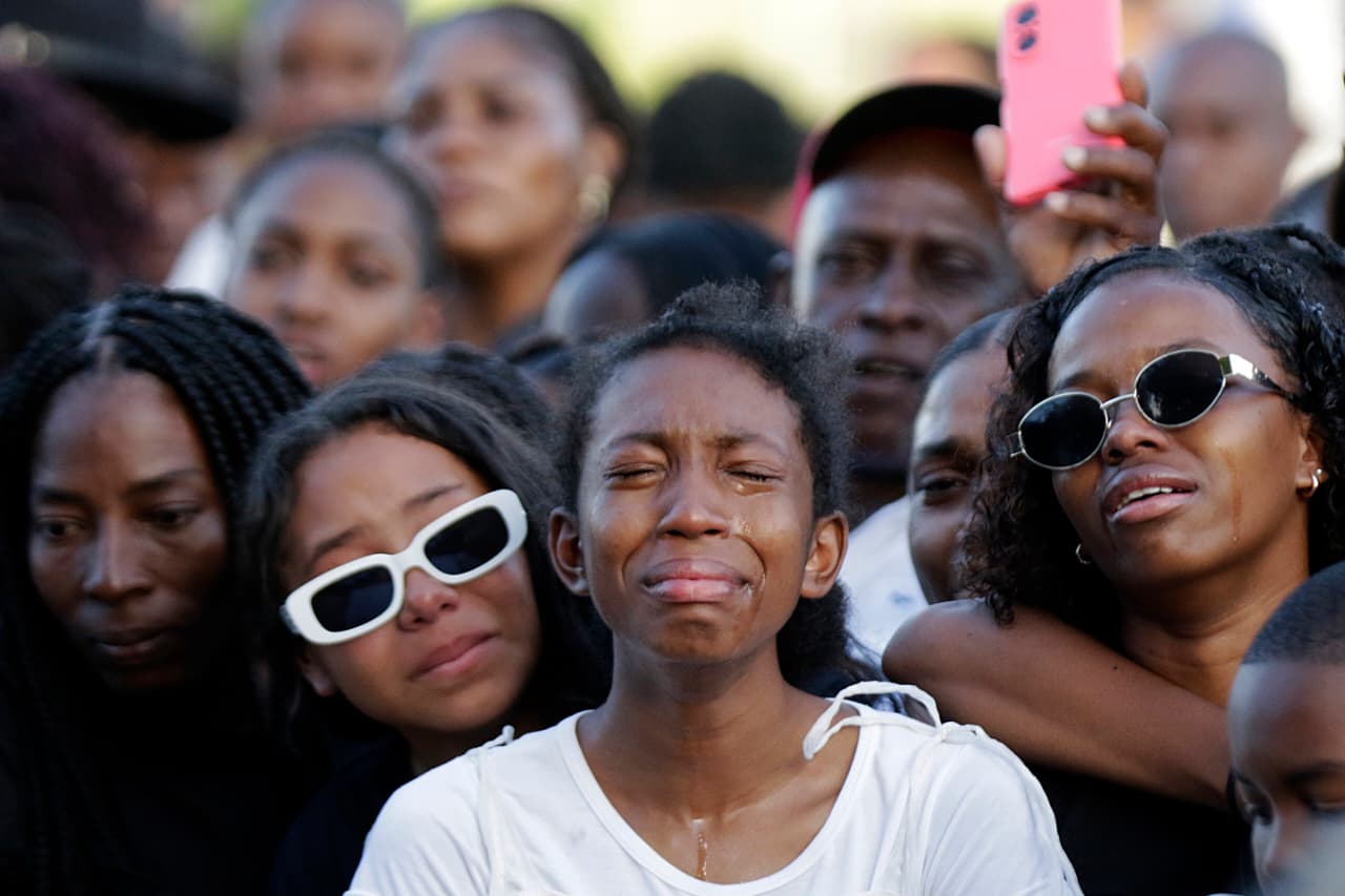Sepelio de tres de los cuatro jóvenes asesinados entre Valle y Cauca.