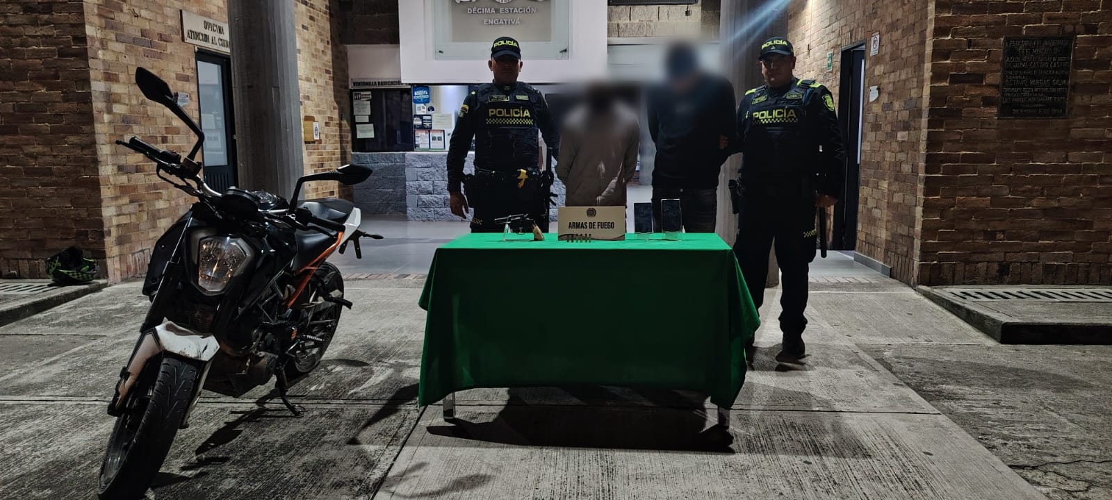 Uno de los detenidos había sido capturado días antes por el mismo delito de porte ilegal de armas.