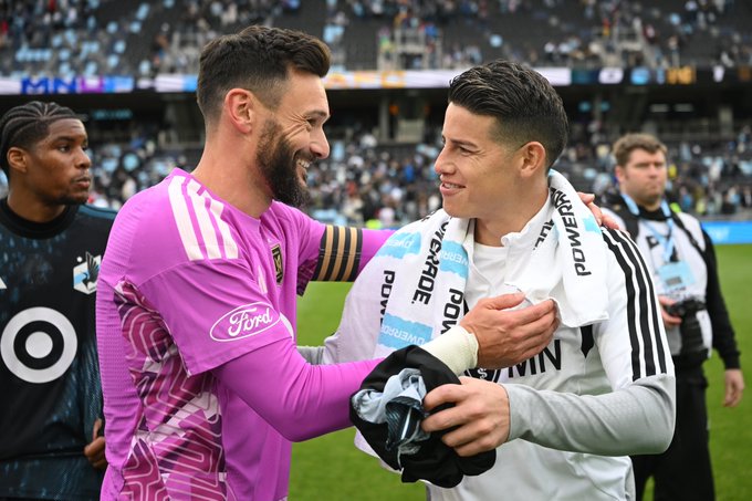 Hugo Lloris y James Rodríguez