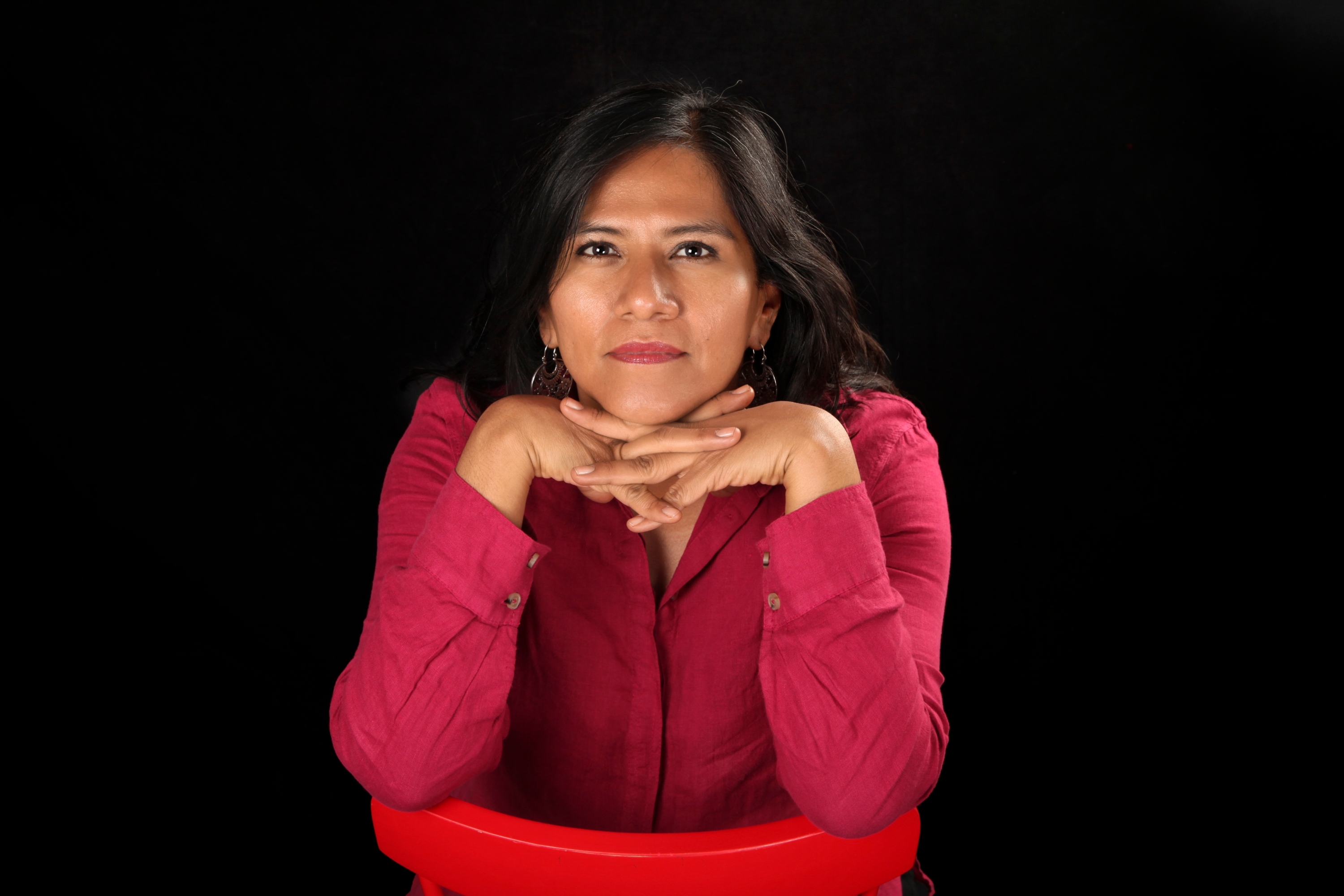 La escritora mexicana Socorro Venegas fusiona en su libro 'Leche de silencio' el duelo, el silencio y la maternidad.