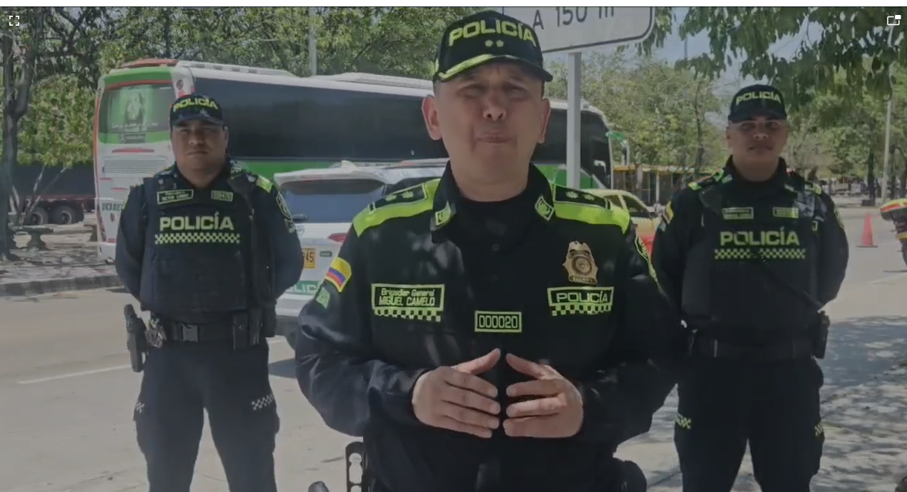 Policía