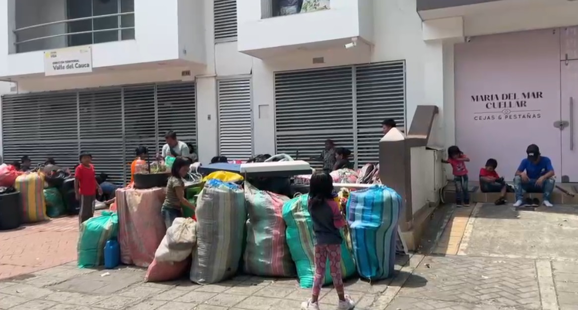 Emberas, víctimas de desplazamiento intraurbano en Cali.