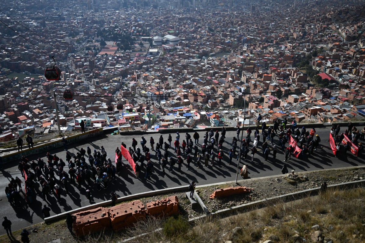 Gobierno de Bolivia recupera el control de las carreteras tras siete semanas de protestas y bloqueos contra presidente Rodrigo Paz