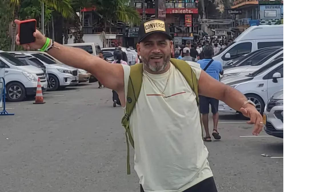 Alejandro Calderón Hernández.