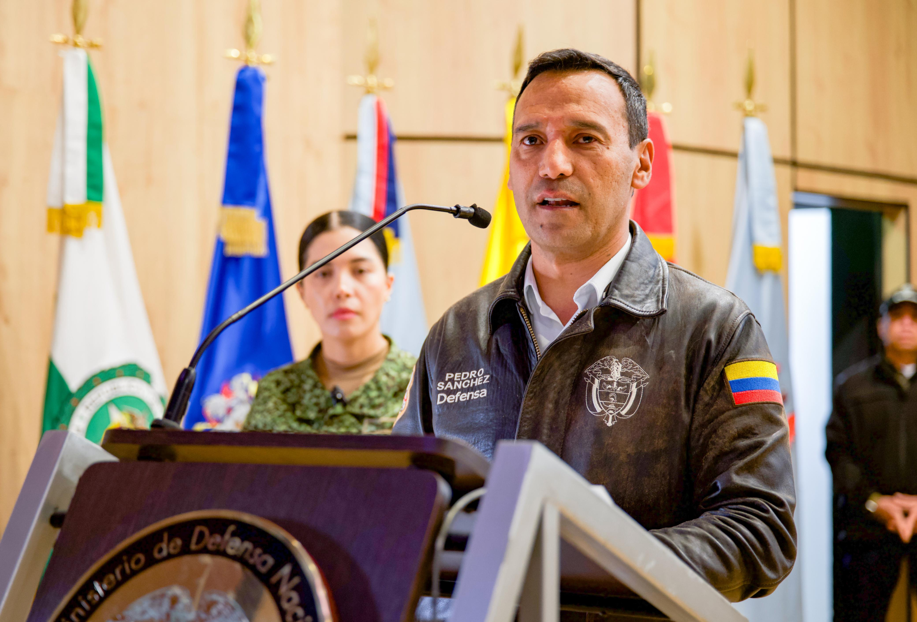 Pedro Sánchez, ministro de Defensa.