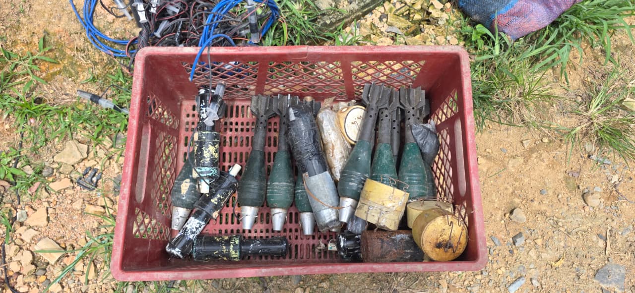 Explosivos hallados en el campamento del guerrillero.