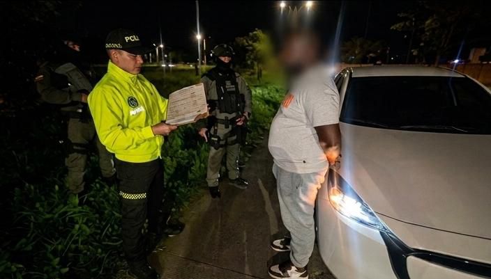 La Policía Metropolitana de Cali capturó a alias Gorra, del 'clan del Golfo'.