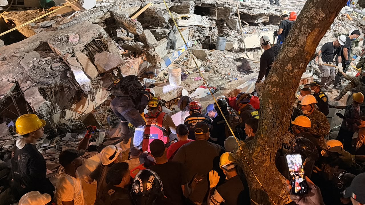 Terremoto en Colombia: labores de búsqueda en Cali.