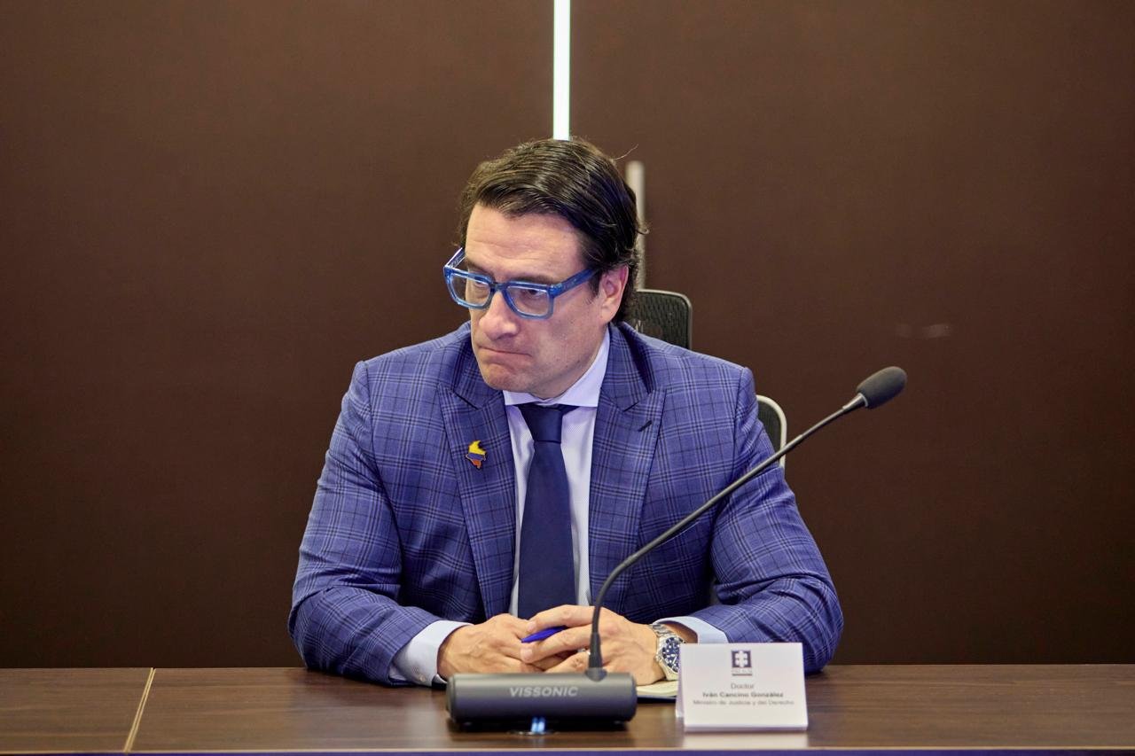 Iván Cancino, Minister of Justice.