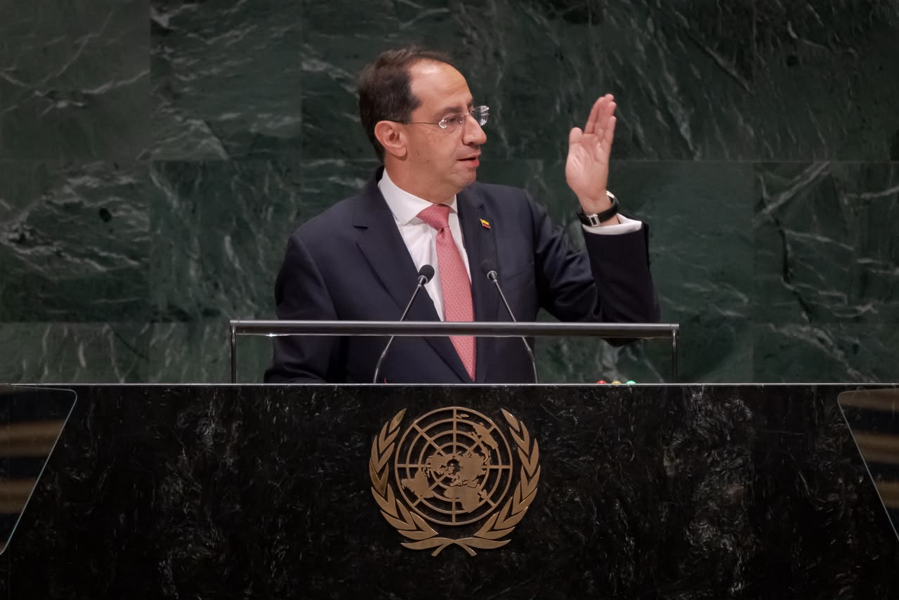 José Manuel Restrepo, vicepresidente.